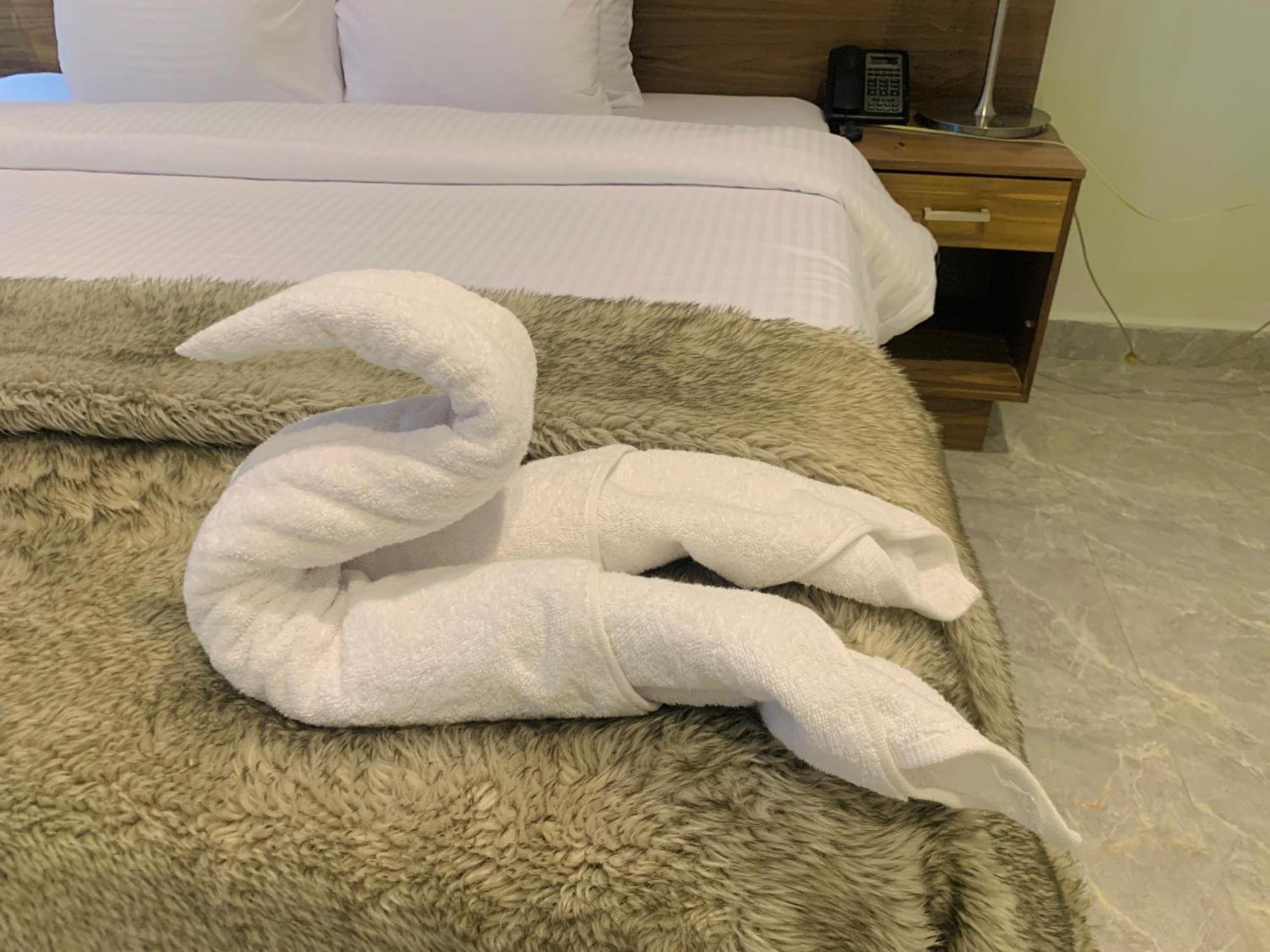 Amor Hotels Abuja Ngoại thất bức ảnh